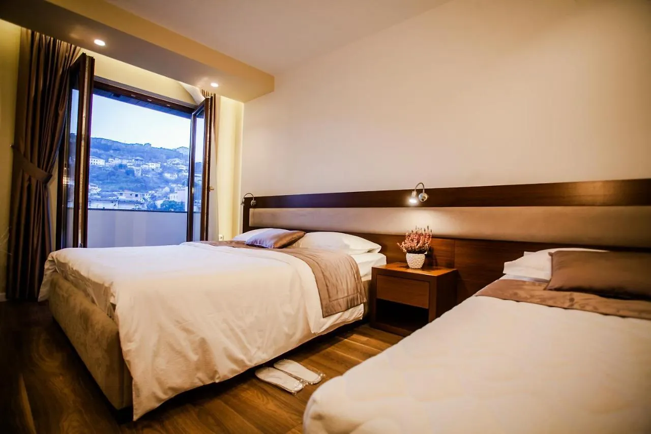 Hotel Center Gjirokastër 4*,  Albanien